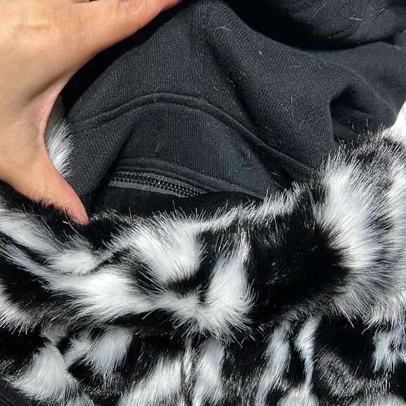 Alice + Olivia Faux Fur Coat with Removable Hoodie size L - Picture 12 of 13